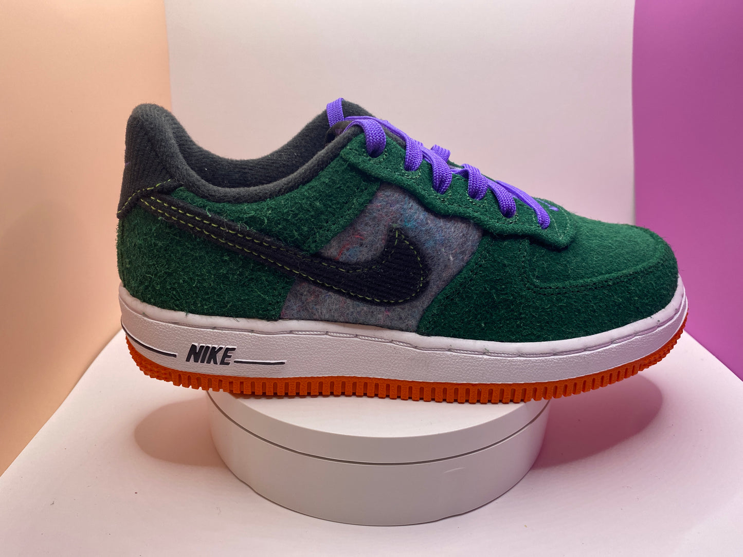 Nike Air Force 1 LV 8 (PS)